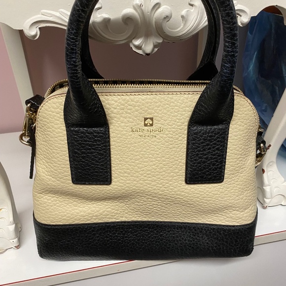 Kate spade leather handbag - Picture 1 of 8